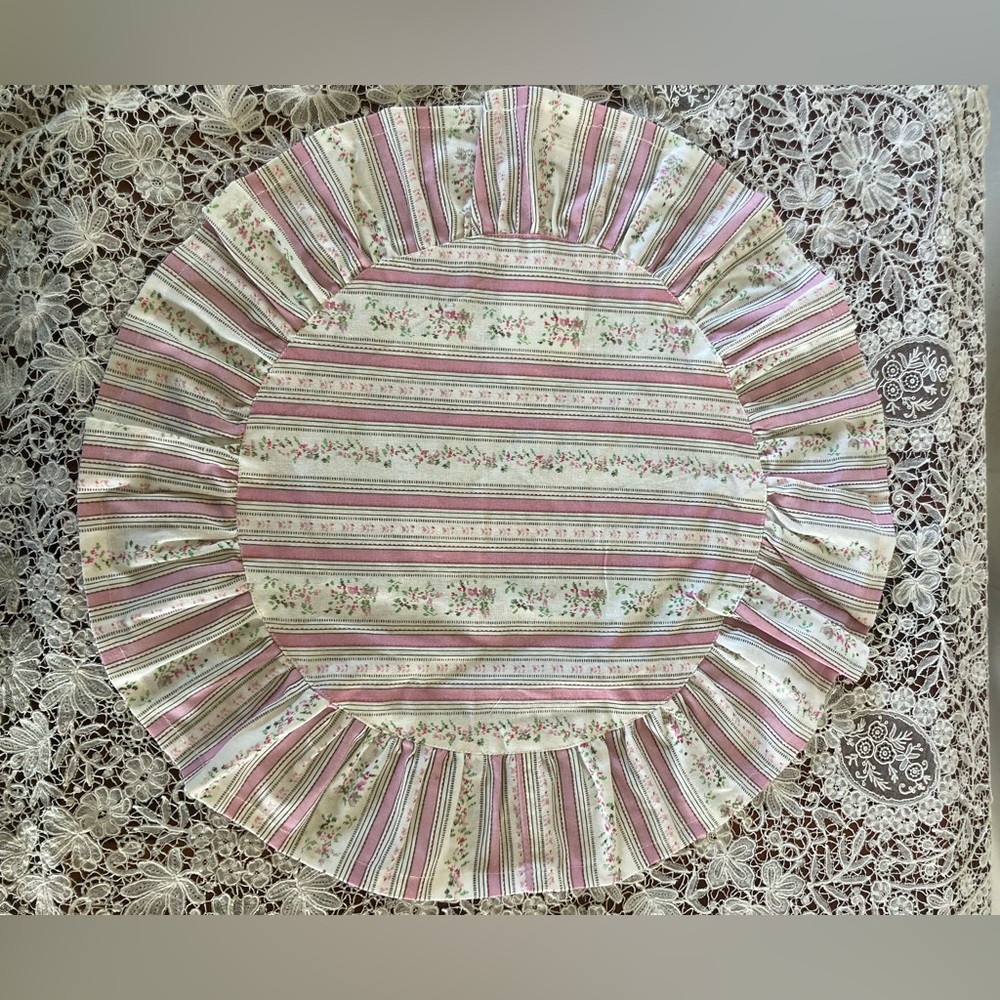 NWT COTTAGE FARMHOUSE Doily Table Round 17” diameter PINK & White Stripe…
